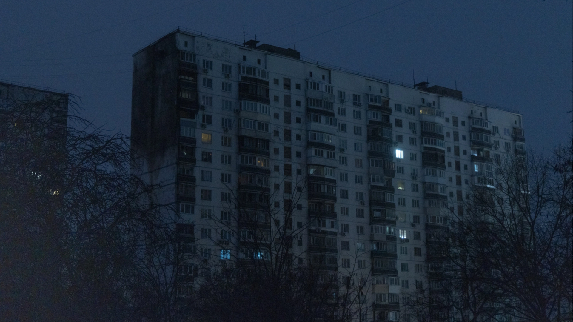 До восьми годин без світла: графіки відключень на Київщині на 22 жовтня