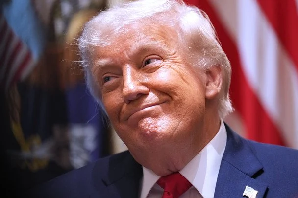 Через суперечки з Трампом Україна може опинитися перед складним вибором: у ЗМІ розкрили подробиці