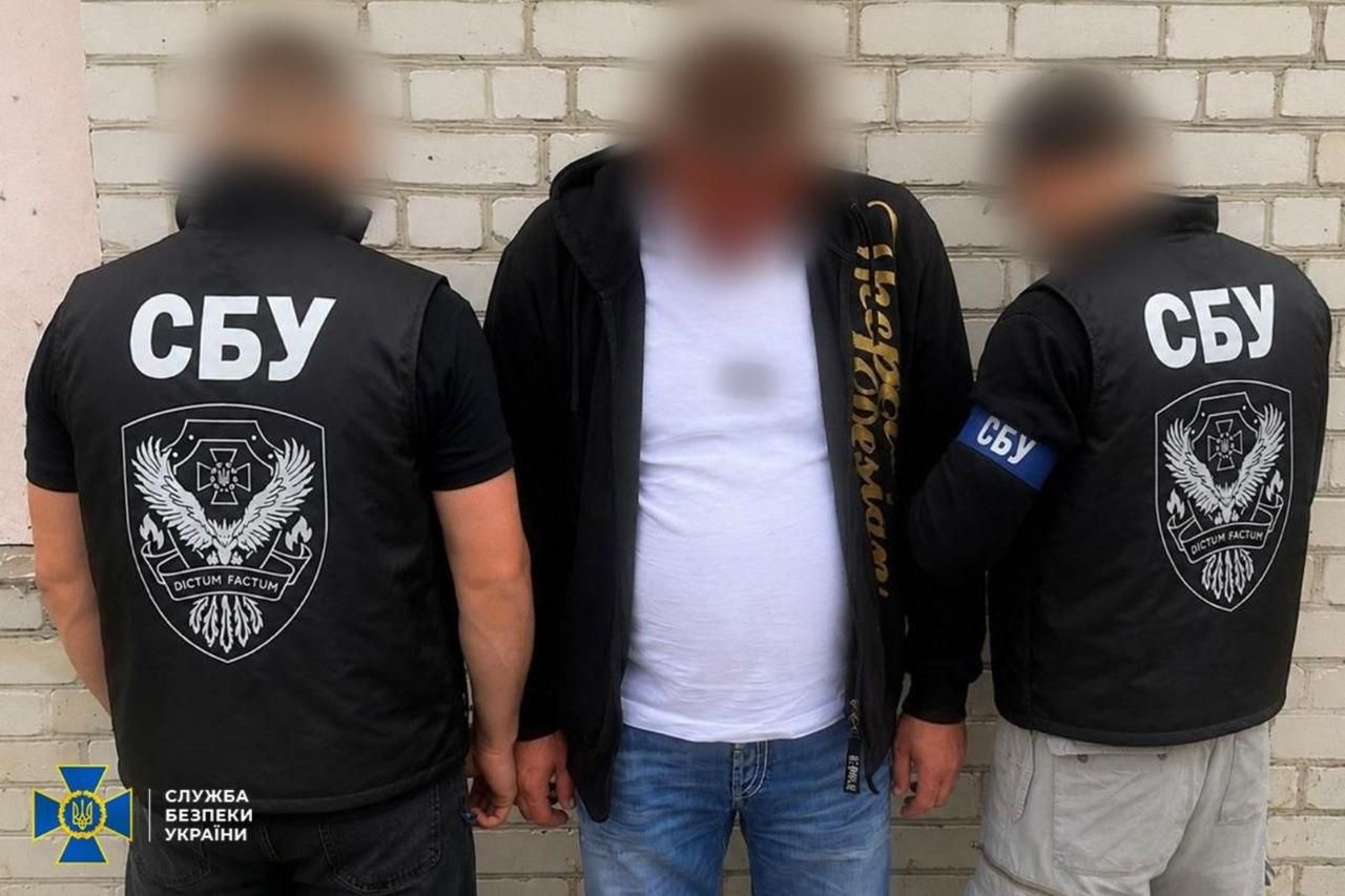 У Києві затримали рецидивістів, які хотіли підірвати ТЦК