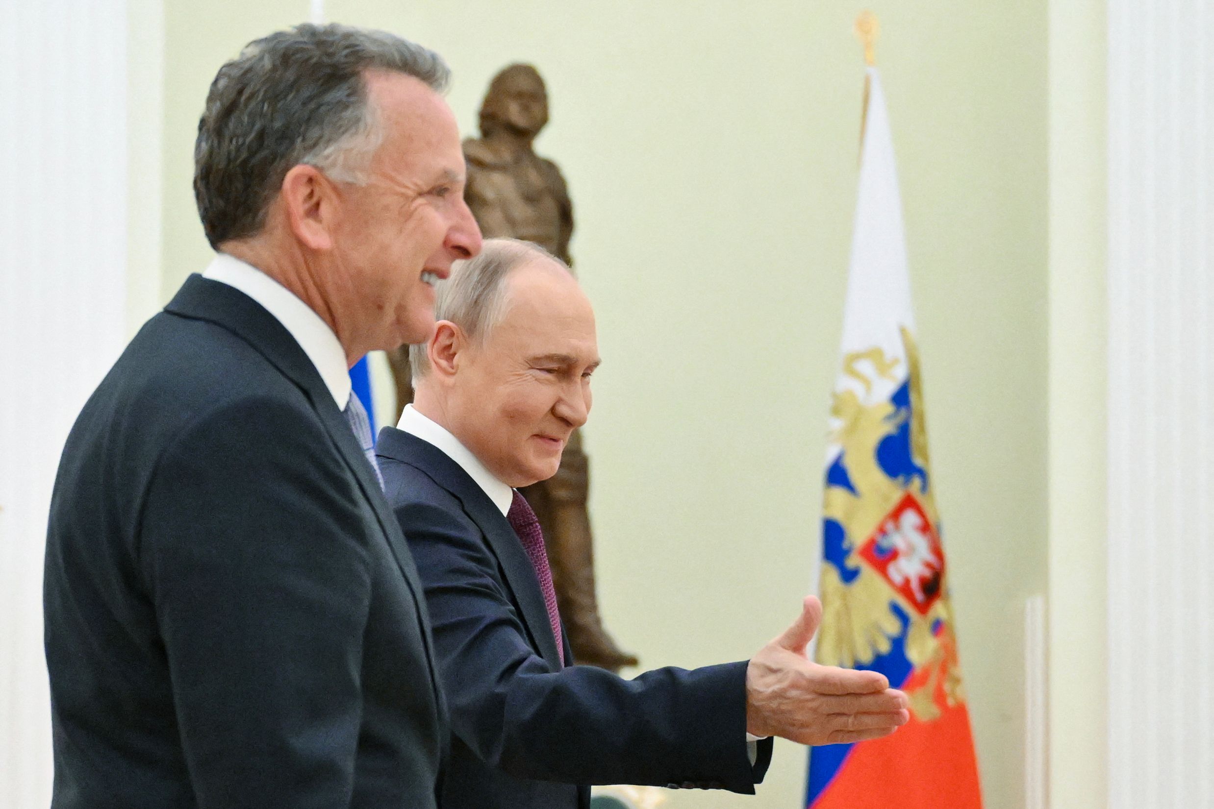 Спецпосланець Трампа Стів Віткофф прилетів до Санкт-Петербурга на переговори з Путіним - 24 Канал