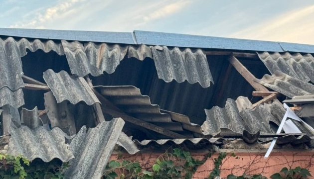Ворог із вечора понад 10 разів атакував Дніпропетровщину - пошкоджені будинки, спалахнула пожежа