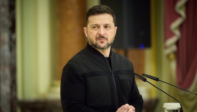 Зеленському довіряють 54% українців