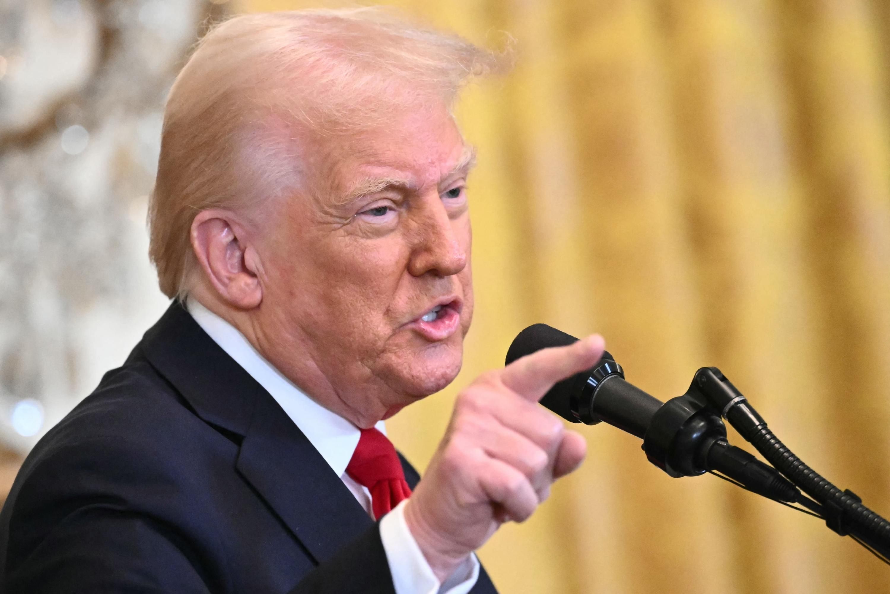 Трамп заявив, що Росія "поводиться нормально" щодо України та "не робить нічого особливого" - 24 Канал