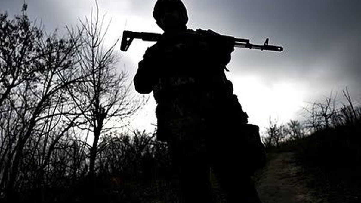 Окупант втік від ЗСУ на Донеччині та кинув напарника 